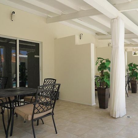 Yoyita Suites Aruba Villa Палм Бийч Екстериор снимка